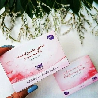 صابون روشن کننده و لایه بردار دکتر بیز