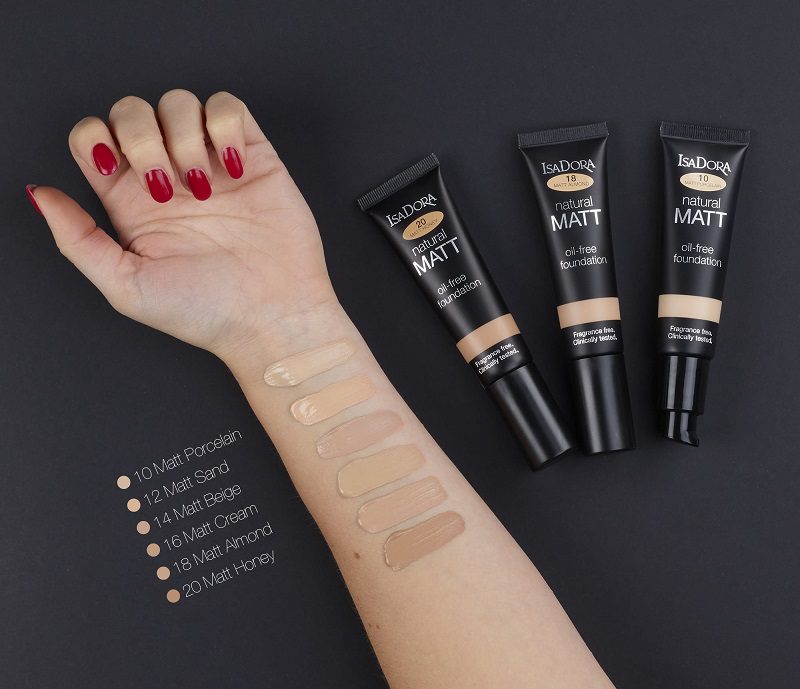 کرم پودر مات ایزادورا مدل Natural Matt حجم 35 میلی لیتر